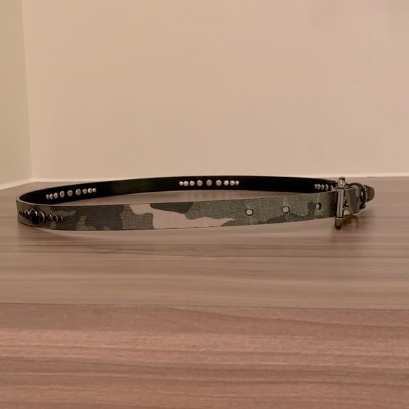 Guess size L thin camouflage belt - Picture 9 of 12
